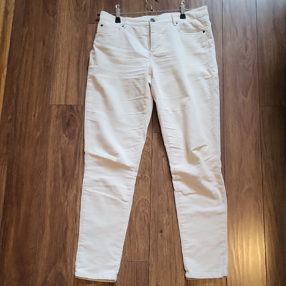 Roots Courderoy Skinny Pants